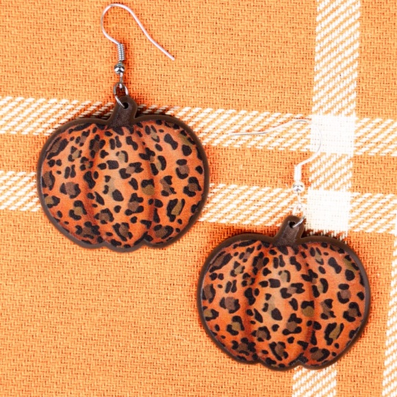 Jewelry - ORANGE LEOPARD PUMPKIN EARRINGS